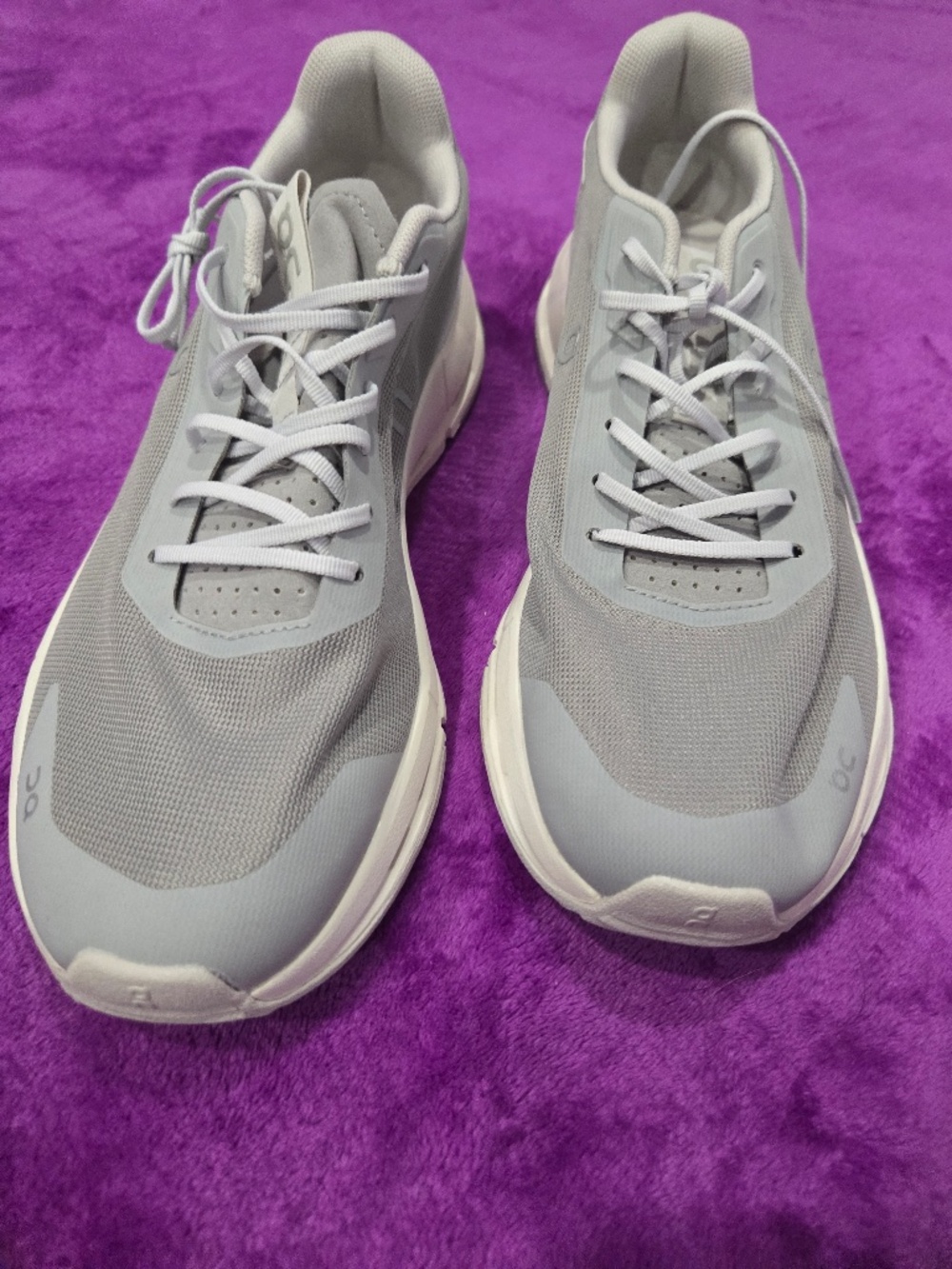 on cloud nova form 2 fog mesh new no box 10 woman's